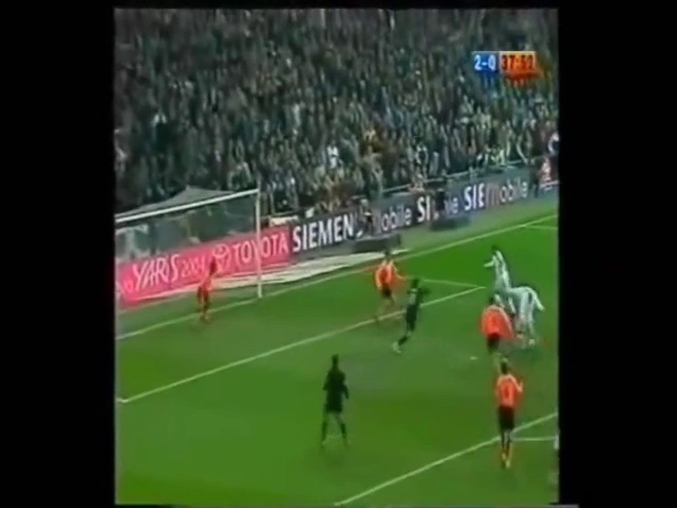 Ronaldo vs Valencia Home Copa Del Rey 03 04 by hosambartr9