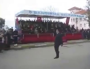 Gaza gelen okul müdürü!