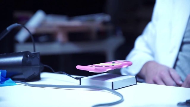 Le premier Hoverboard existe. Comme dans Retour vers le Futur II