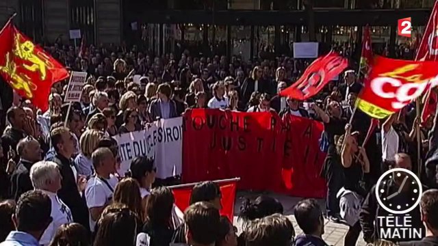 Les tarifs des notaires et huissiers bientôt plafonnés ?