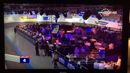 Cyclisme - La vidéo du terrible accident des 6 Jours d'Amsterdam