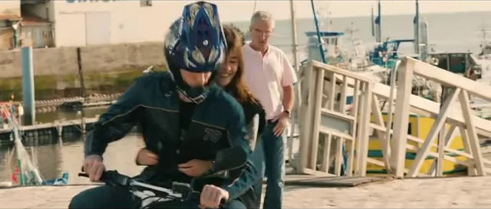 Bienvenue Parmi Nous Bande Annonce