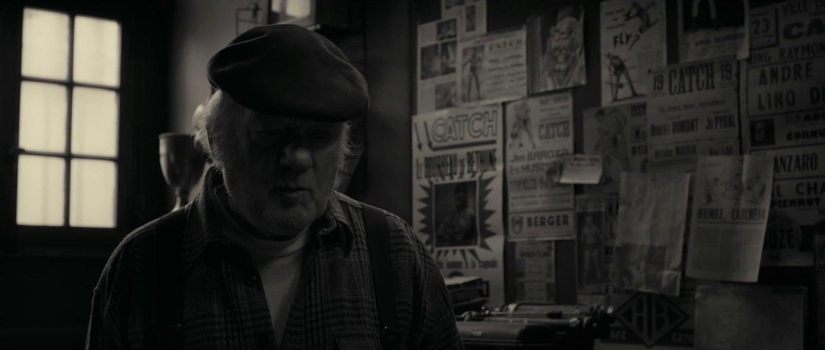 NOS HEROS SONT MORTS CE SOIR Extrait du Film # 1 _Ferdinand engage Victor_