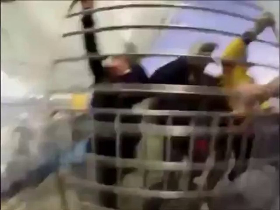 Baston de hooligans filmée à la GoPro !