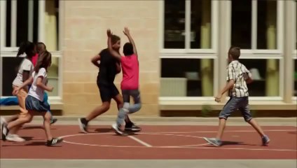 UN BEAU DIMANCHE Bande Annonce avec Louise Bourgouin