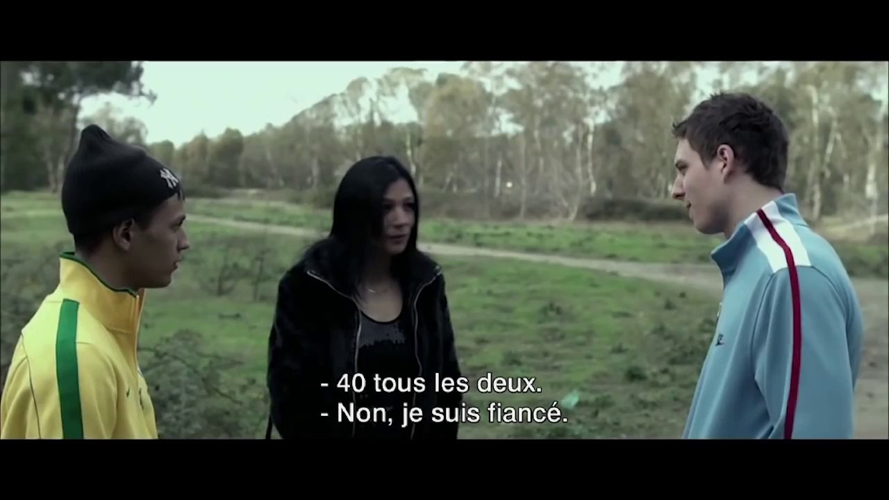 ALI A LES YEUX BLEUS Bande Annonce (2014)
