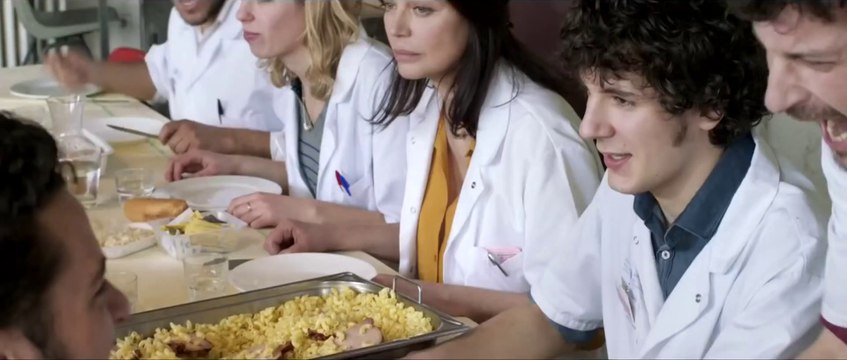 _Bizutage_ HIPPOCRATE Extrait du Film avec Reda Kateb