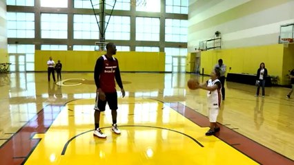 Pour son 90ème anniversaire elle affronte Dwyane Wade