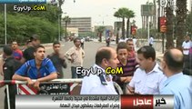 شاهد الصور الاولى لبعد انفجار قنبلة بمحيط جامعة القاهرة وتواجد مكثف للشرطة  وخبراء المفرقعات يمشطون المنطقة
