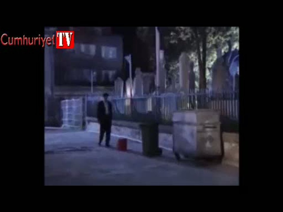 Kurtlar Vadisi Pusu'da "Fosforlu kedi gözü" sahnesi