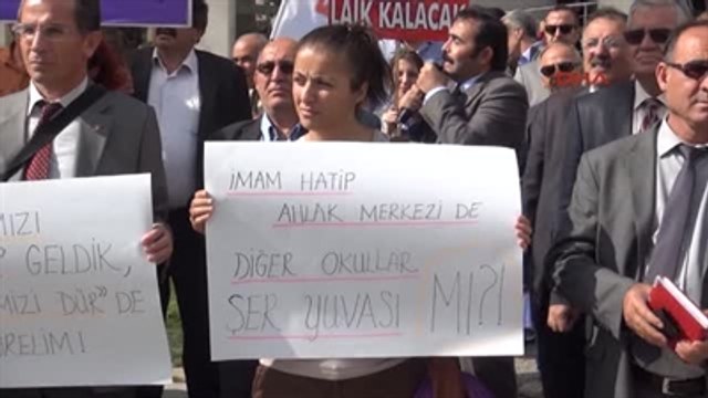 İzmir Eğitim İş, İzmir Milli Eğitim Müdürünün İstifasını İstedi
