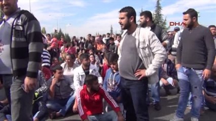 Mehmet'in Öldüğü Kavşakta Yol Kapatma Eylemi