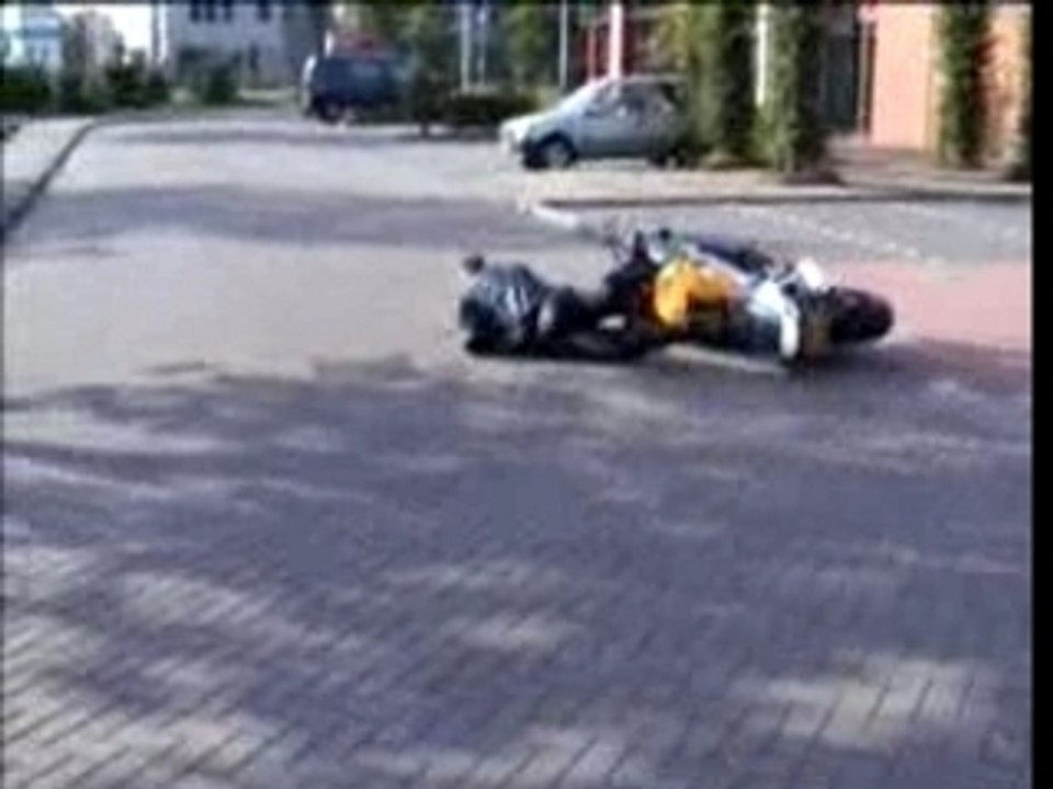 Motard_derapage_initial