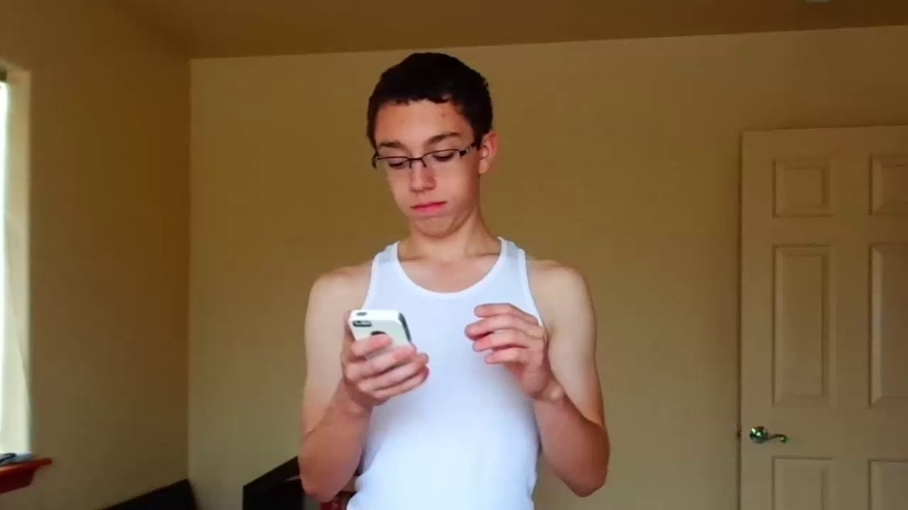 ROBERT DOWNEY JR. GET AVENGERS' "A" | RED BULL GETS SUED