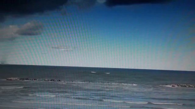 Icaro Tv. Tromba d'aria nel riminese, il video dell'Hotel Acquamarina di Viserba