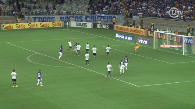 Herói ou vilão? Prass vive céu e inferno contra o Cruzeiro