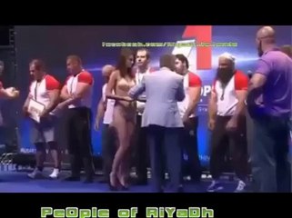 Watch Muslim Boy’s Reaction When a Half-Naked Girl Passed in Front of Him