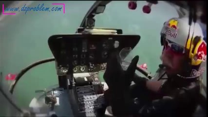 Acrobaties en hélicoptère