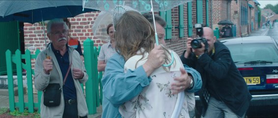 TIENS-TOI DROITE - Teaser Lili