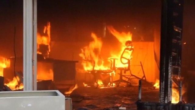 Protesters torch town hall over missing Mexican students