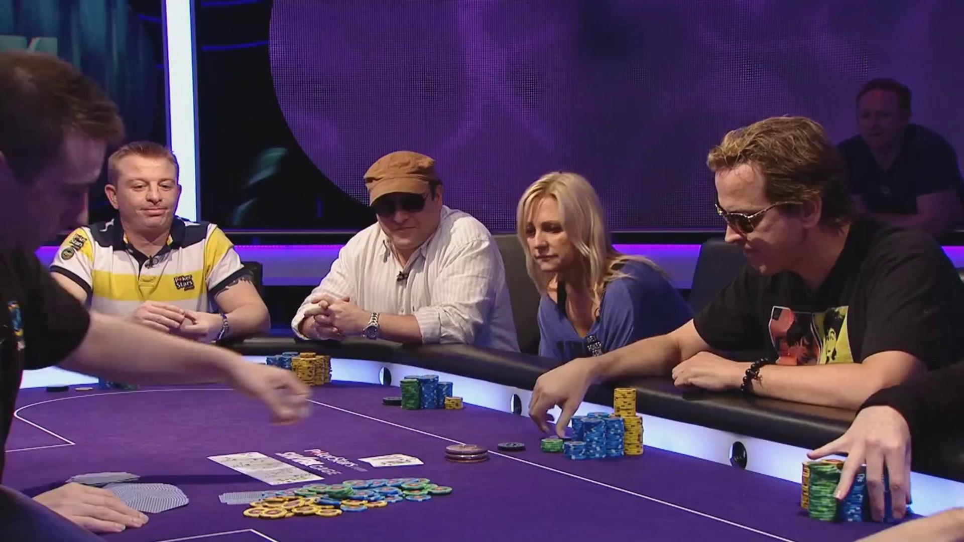 Shark Cage Episode 1 | PokerStars - video Dailymotion