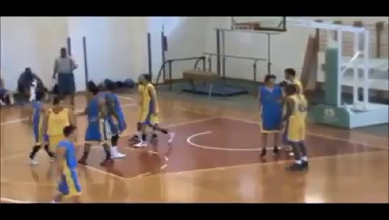 Nathaniel Lawrence, Short baller, 50 inch vertical jump...INSANE