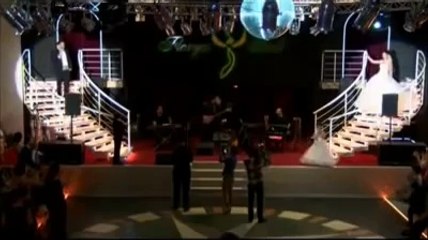 Gelin İle Damat'ın Düğün Salonuna Muhteşem Girişi - Oha be!