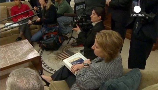 Ébola: Controlos médicos nos EUA para todos os passageiros vindos dos 3 países mais atingidos