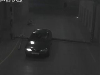 Automobiliste complètement dingue : le plus gros FAIL jamais vu!