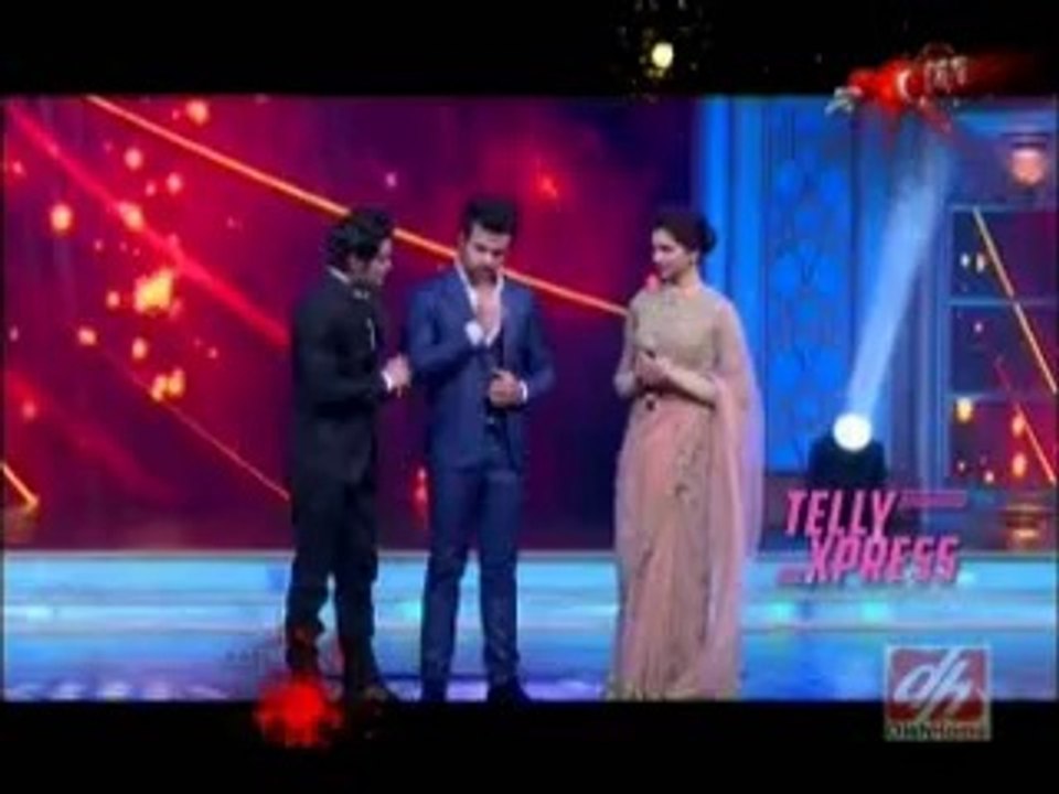 Fatafat Express 23rd October 2014 Deepika ki Rithvik aur Amar ke saath masti www.apnicommunity.com