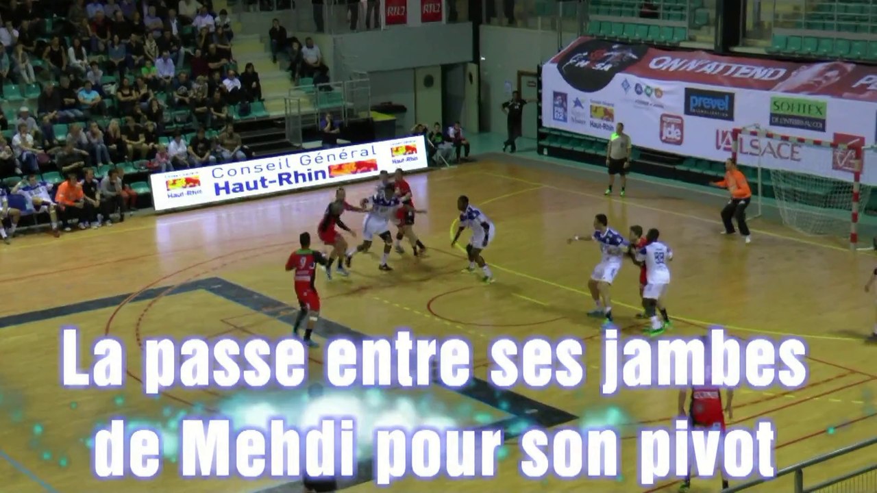 La passe entre les jambes de Mehdi Ighirri pour son pivot