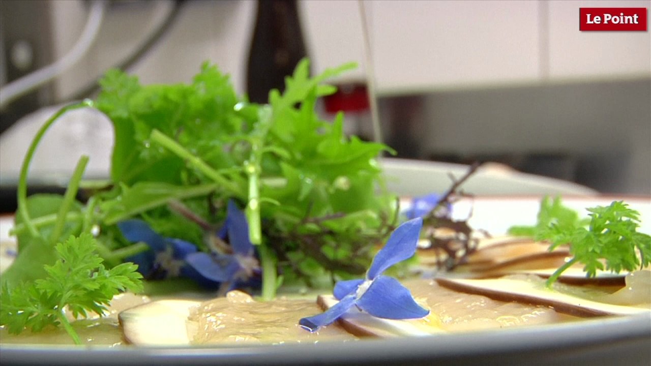 Les saint-jacques appuient sur le champignon pour les cèpes !