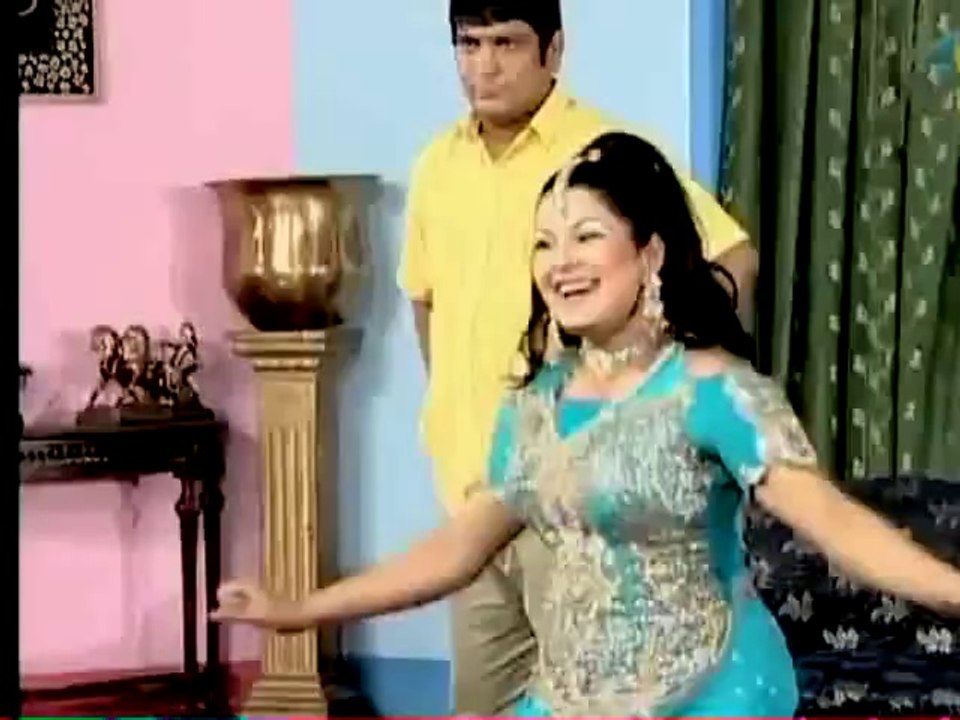 punjabi mujra Jithoun Marzi jawani Nu - shameen hot mujra