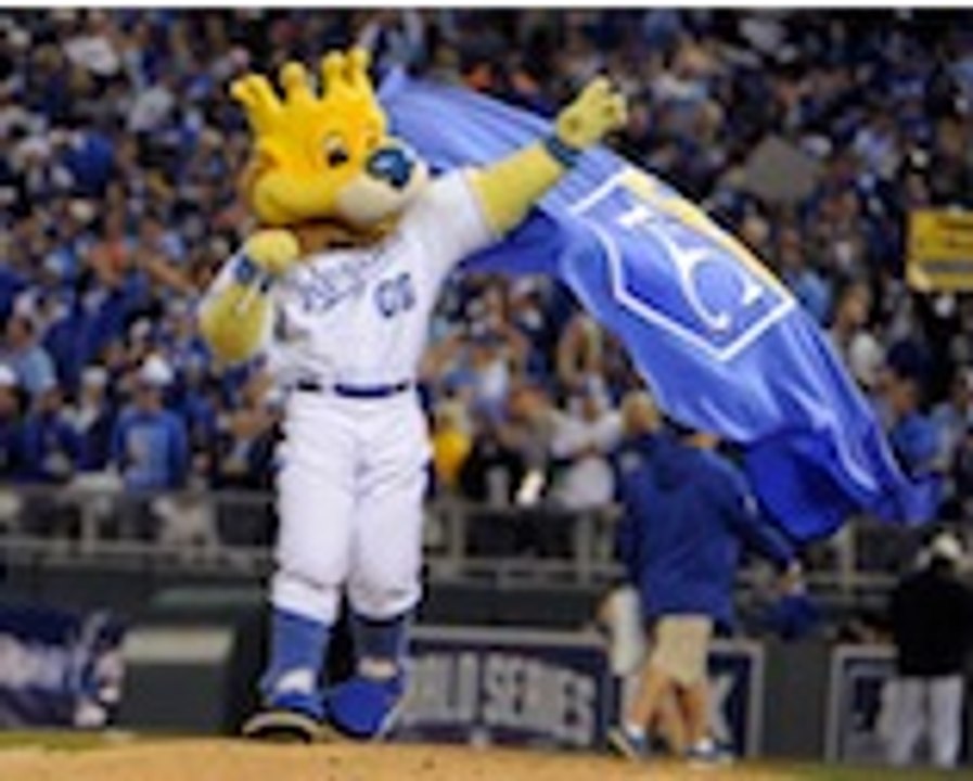 Infante, Herrera help Royals even World Series with Giants