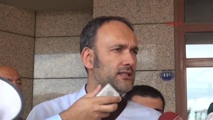 İzmir Prof. Dr. Pekünlü Yine Türban Yüzünden Mahkeme Önünde