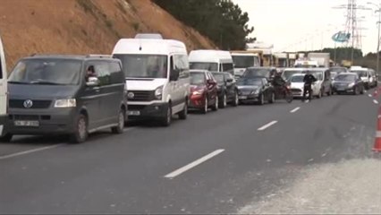 Hasdal'da Hafriyat Kamyonu Devrildi