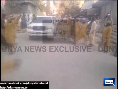 Dunya News - Dunya News obtains footage of attack on Fazlur Rehman's convoy