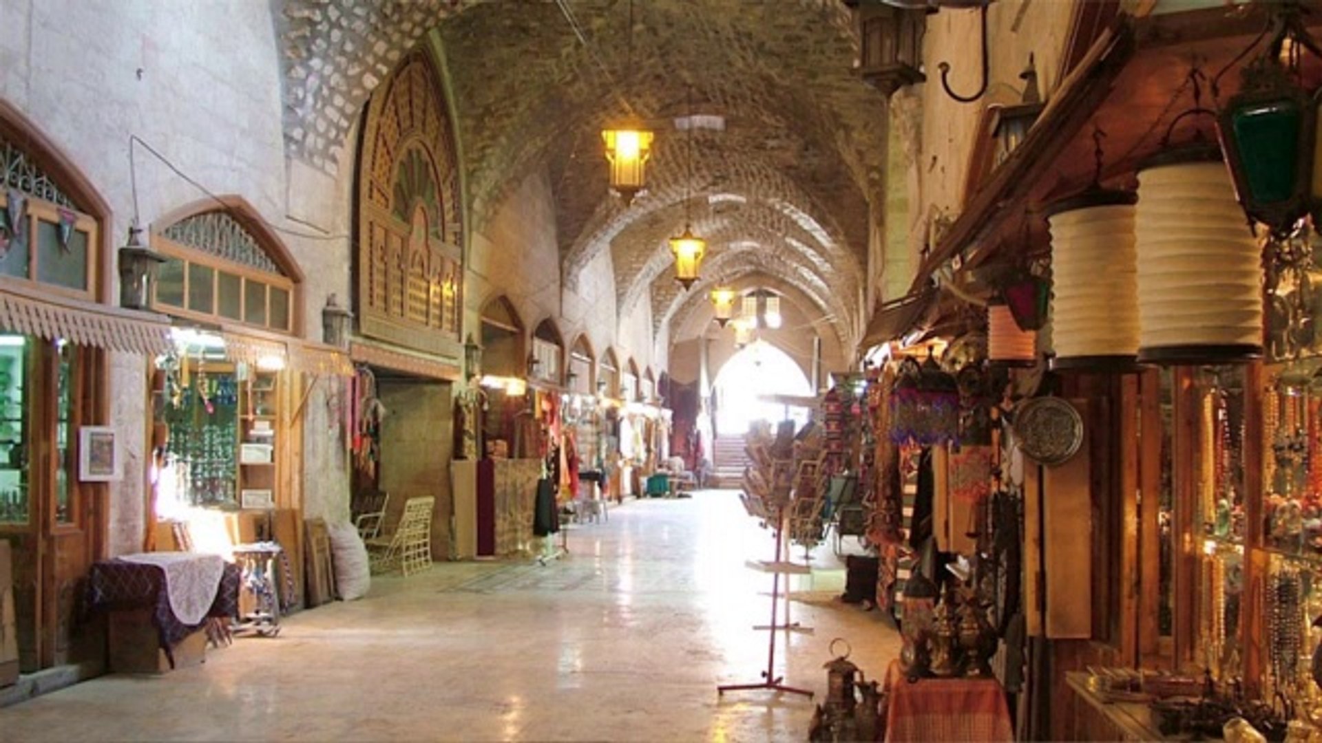 ⁣Syrian War Leaves Ancient Art Endangered