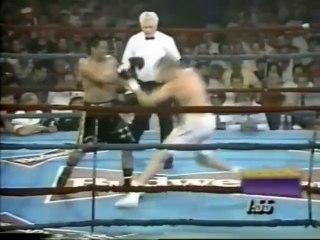 Roberto Duran - Sean Fitzgerald  1993-08-17