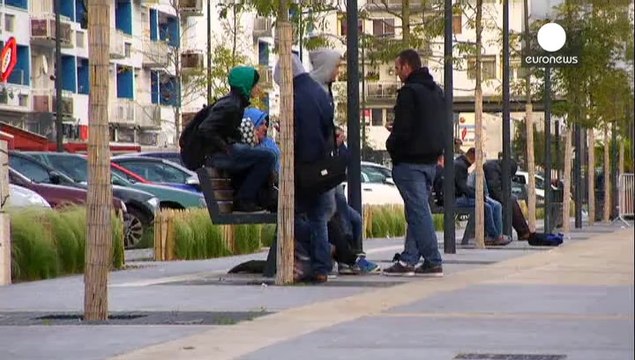 Francia anuncia nuevas medidas ante la crisis de inmigrantes indocumentados en Calais