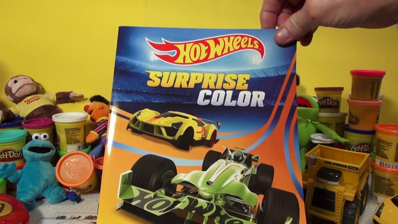 Hot Wheels Surprise Bag , with Coloring Book, Markers, Puzzles and Mazes   Cool !