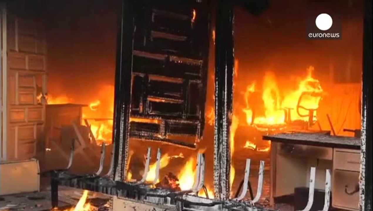 Mexico: Governor resigns amid probe for 43 missing students