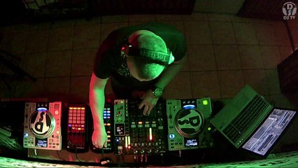 Music Revolution 005