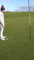 Un putt de dingue : trick énorme en golf!