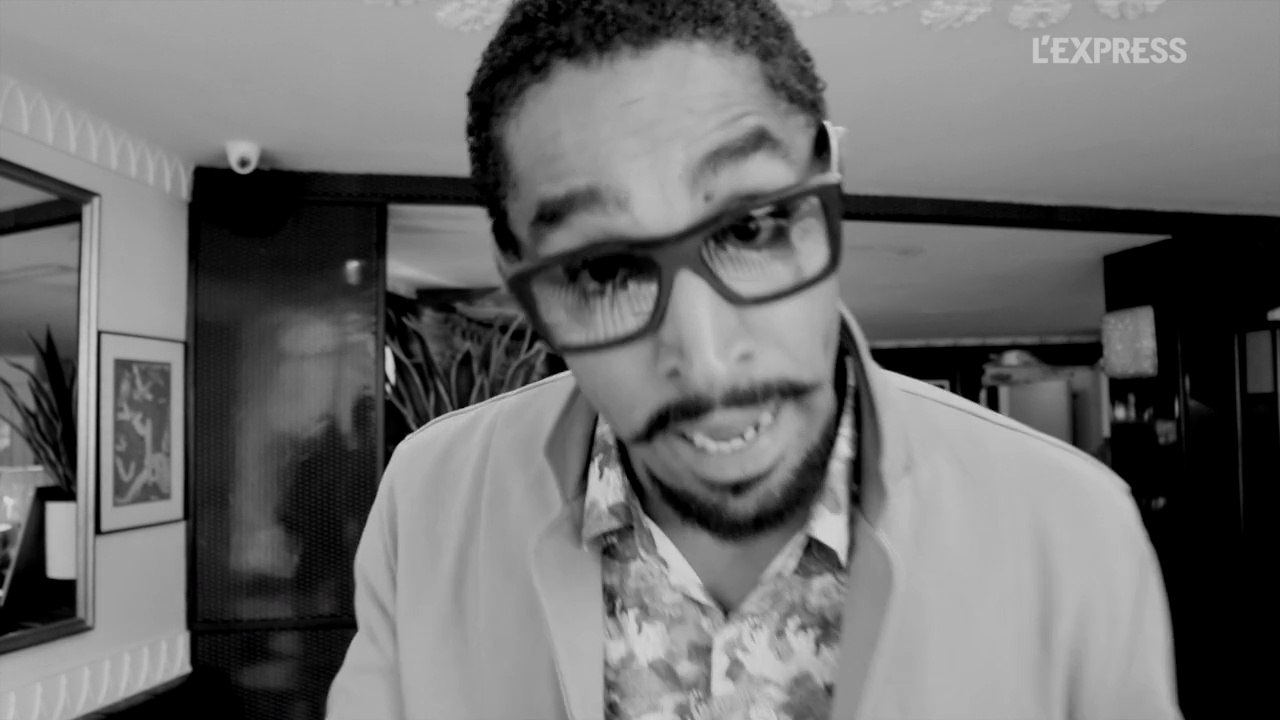Greg Frite interprète sa version du "Gros Mot" L'Express