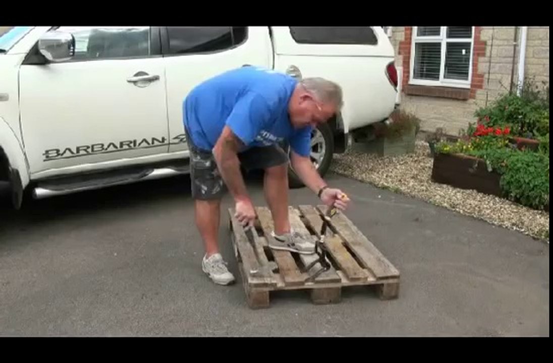 stripping pallets