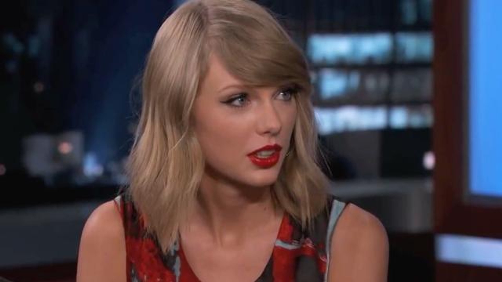 Taylor Swift Talks 1989 & Reveals her Perfect Relationship on ‘Jimmy Kimmel Live’