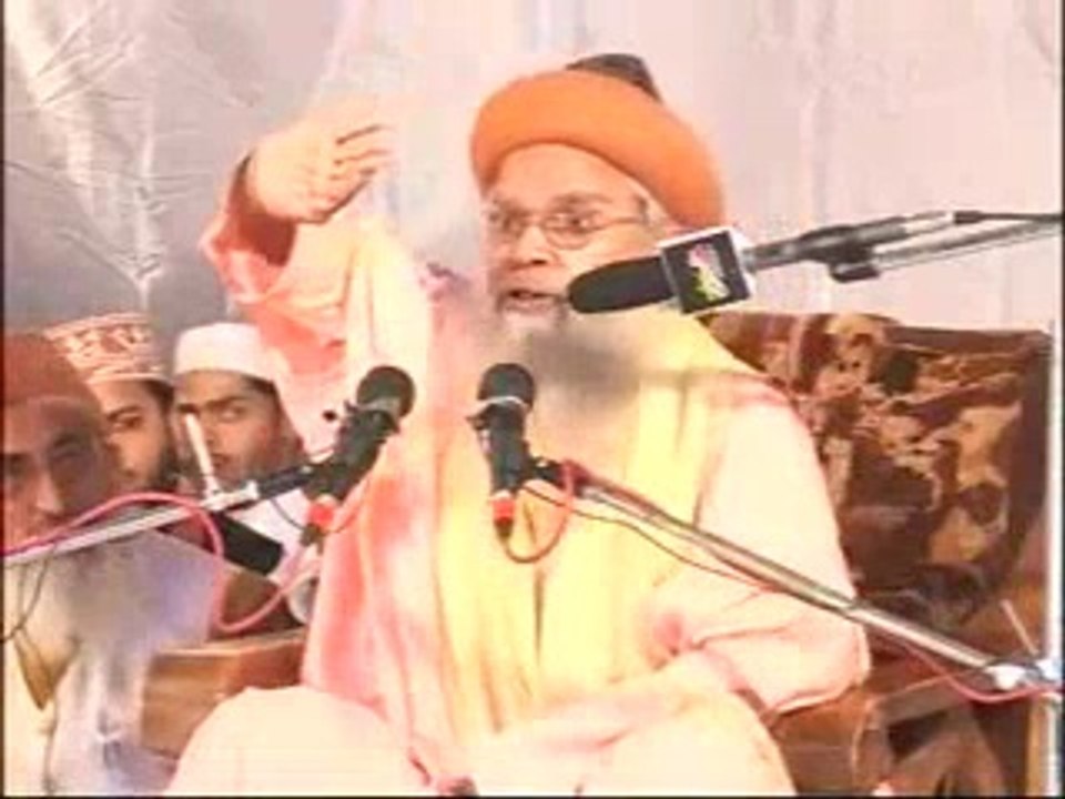 Shane Ahle Bait,  on Karbala By Syed Hashmi Miyan Part 2
