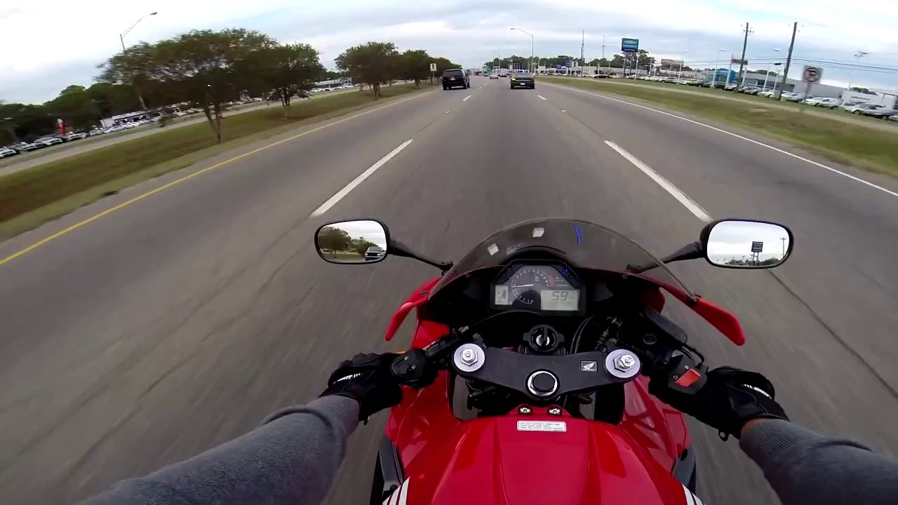 CBR600RR Vs Polis Harley Davidson - Araba Tutkum