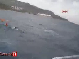 İzmir'de can pazarı: Batan tekneden 3 kişi kayıp